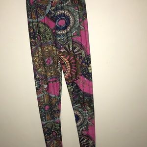 Patterned leggings